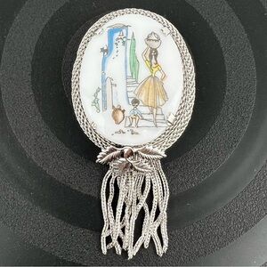 Beautiful Vintage Brooch